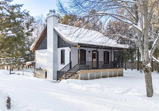 Commercial Property for Sale - 1727-1737 Ch. de la Gare, Val Morin, J0T 2R0