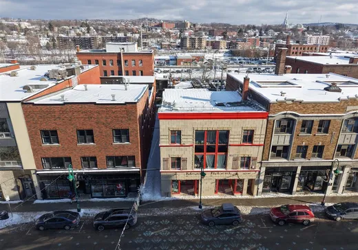 Propriété commerciale à vendre - 92-98 Rue Wellington N., Sherbrooke, J1H 5B8