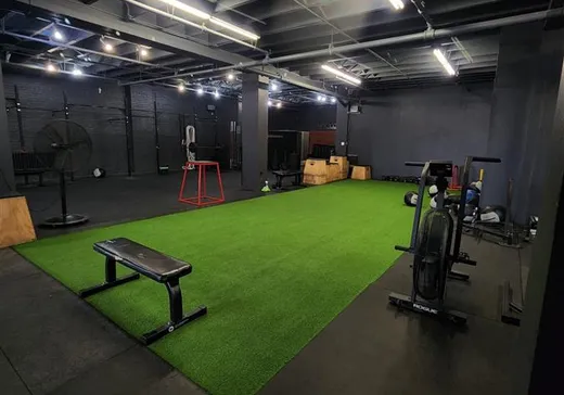 Propriété commerciale à vendre - 279 Rue Sherbrooke O., Montréal (Centreville), H2X 1Y2