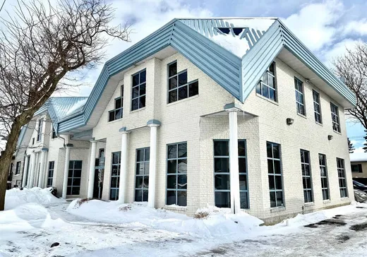 Commercial Property for Sale - 4755 Mtée St-Hubert, St-Hubert, J3Y 1V4