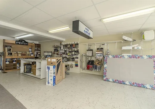 Commercial Property for Sale - 313Z-315Z 1re Avenue, Val des Sources, J1T 1Y6