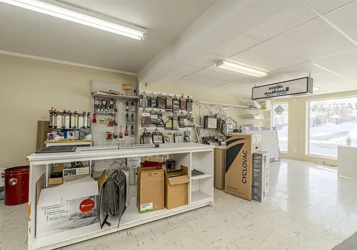 Commercial Property for Sale - 313Z-315Z 1re Avenue, Val des Sources, J1T 1Y6