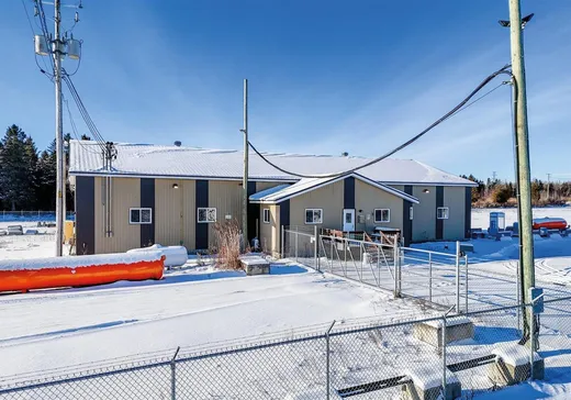 Bâtiment Industriel à vendre - 200 Du Parc-Industriel, Saint-Marc-des-Carrières, G0A 4B0