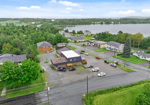 Commercial Property for Sale - 95Z-99Z Rue Principale, St-Francois-Xavier-de-Brompton, J0B 2V0