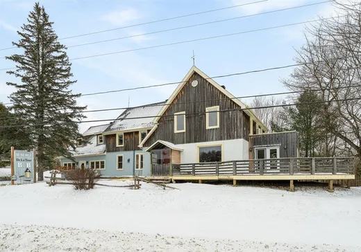 Propriété commerciale à vendre - 1837 Ch. Alfred-DesRochers, Orford, J1X 6J4