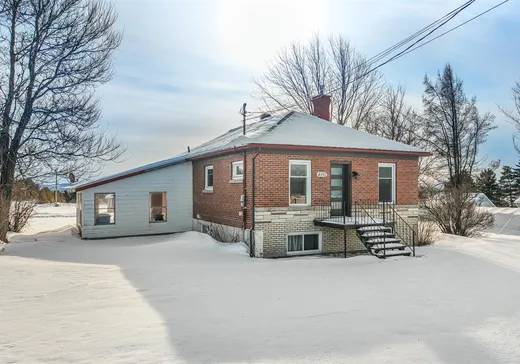 Propriété commerciale à vendre - 4192 Rue Sherbrooke, Magog, J1X 5R2