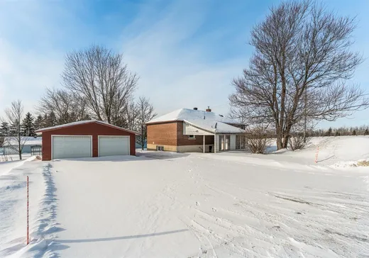 Propriété commerciale à vendre - 4192 Rue Sherbrooke, Magog, J1X 5R2