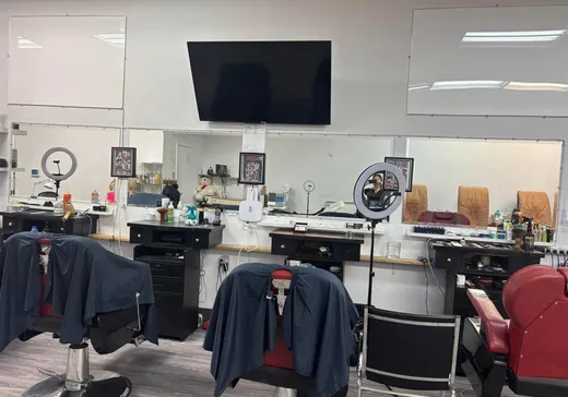 Propriété commerciale à vendre - 2407 Rue Fleury E., Montréal (Ahuntsic/Cartierville), H2B1L1