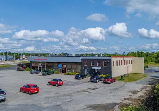 Propriété commerciale à vendre - 2694-2720 Rue Sherbrooke, Magog, J1X 4G1