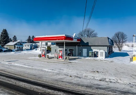 Propriété commerciale à vendre - 549 Boul. Ste-Madeleine, Trois-Rivières, G8T 3P9