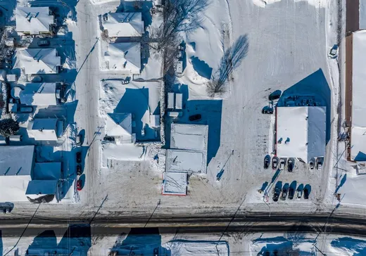 Propriété commerciale à vendre - 549 Boul. Ste-Madeleine, Trois-Rivières, G8T 3P9