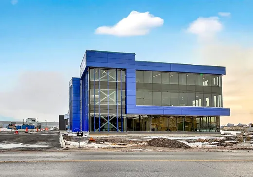 Bâtiment Industriel à vendre - 1480 Mtée Masson, Laval (Vimont), H7C0J9