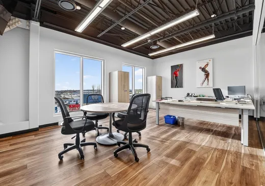 Bâtiment Industriel à vendre - 1480 Mtée Masson, Laval (Vimont), H7C 0J9