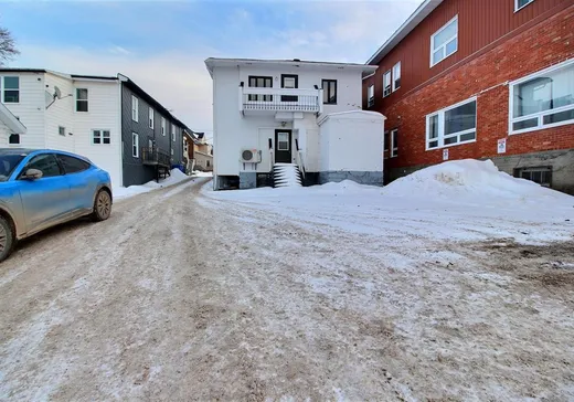 Propriété commerciale à vendre - 12 Rue de la Cour, Rivière-du-Loup, G5R 1J2