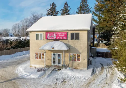 Propriété commerciale à vendre - 1139-1143 Ch. des Pèlerins, Fleurimont, J1E 1G6