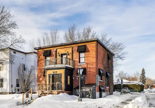 Commercial Property for Sale - 531 Rue du Conseil, Sherbrooke, J1G 1J9