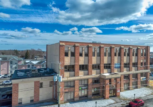 Propriété commerciale à vendre - 50 Rue Dunkin, Drummondville, J2B 1C4