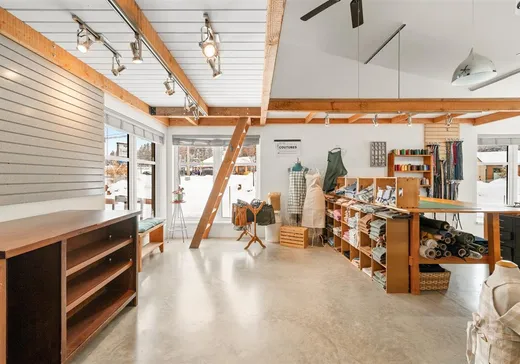 Propriété commerciale à vendre - 1055-1057 Route 117, Val David, J0T 2N0