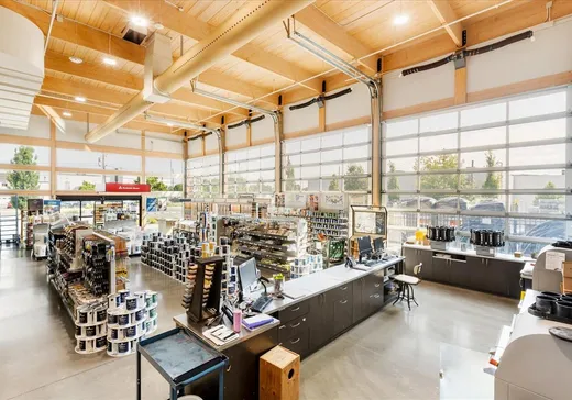 Propriété commerciale à vendre - 410 Rue St-Pierre, Drummondville, J2C 3W1