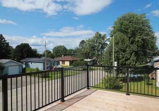 Propriété commerciale à vendre - 521 Rue de St-Romuald, Lévis, G6W 3J3