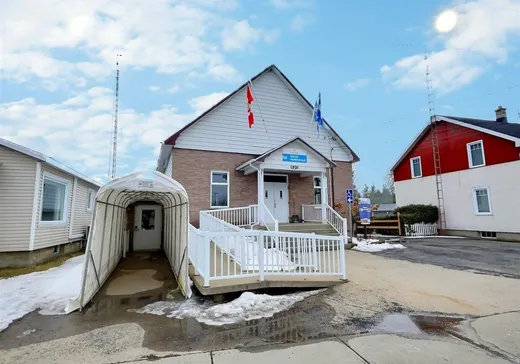 Propriété commerciale à vendre - 830 Rue Principale, Notre-Dame-des-Lourdes, G0S 1T0