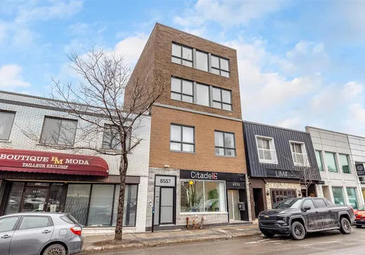 Condo Commercial à vendre - 8557 Boul. St-Laurent, App. 2, Montréal (Centreville), H2P 2M9