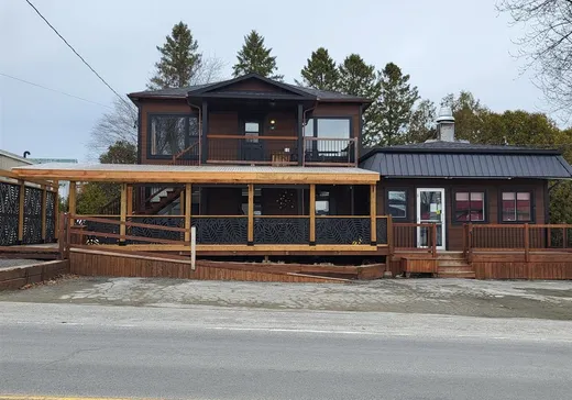 Propriété commerciale à vendre - 189Z-191Z Av. Centrale N., Stratford, G0Y 1P0