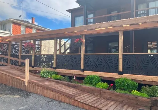 Propriété commerciale à vendre - 189Z-191Z Av. Centrale N., Stratford, G0Y 1P0