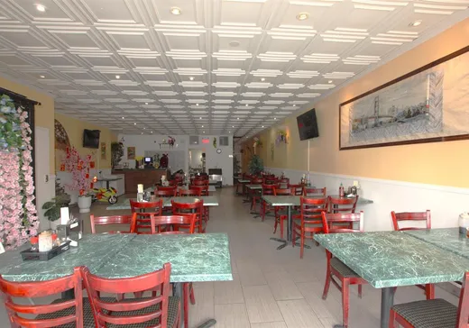 Propriété commerciale à vendre - 735 Boul. Décarie, Montréal (Saint-Laurent), H4L 3L3