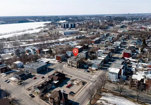 Commercial Property for Sale - 1785-1797 Av. St-Marc, Shawinigan, G9N 2H6