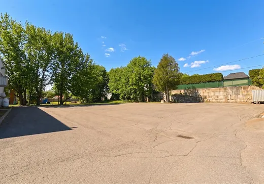 Propriété commerciale à vendre - 1562-1568 Rue de la Faune, Saint-Emile, G3E 1L2