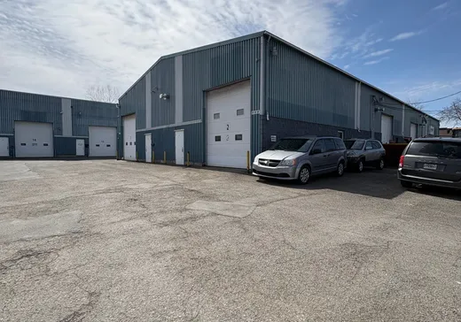 Propriété commerciale à vendre - 1446 Rue Soucy, St-Hubert, J4T 1A3