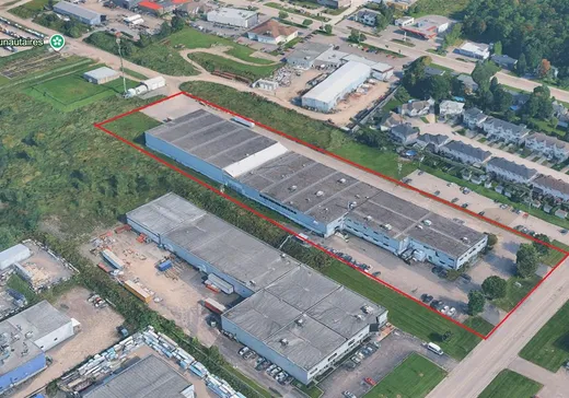 Bâtiment Industriel à vendre - 30 Rue des Grands-Lacs, Saint-Augustin-de-Desmaures, G3A 2E6