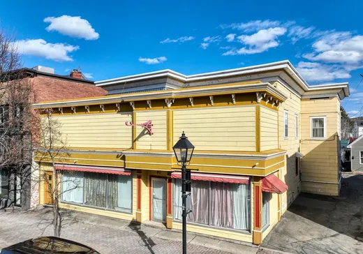 Propriété commerciale à vendre - 80-82 Rue Notre-Dame O., Thetford Mines, G6G1J3