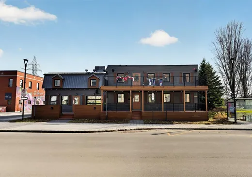 Commercial Property for Sale - 292 Rue du Palais, Saint-Jérôme, J7Z 1X8