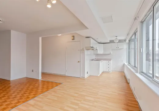 Propriété commerciale à vendre - 6695-6699 Boul. Monk, Ville Emard (Île de Montréal), H4E 3L2