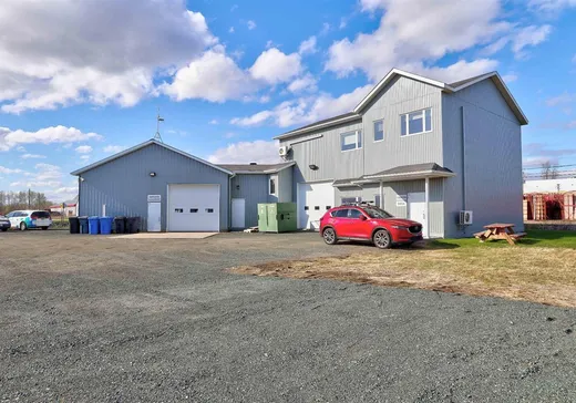 Propriété commerciale à vendre - 535 Av. Le Neuf, Trois-Rivières, G9H 2E2