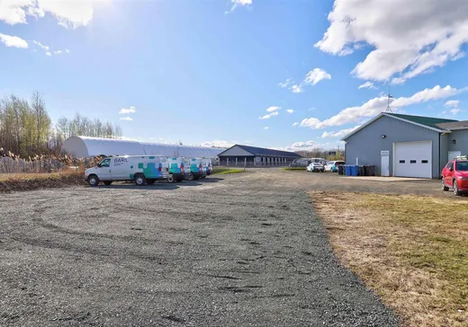 Propriété commerciale à vendre - 535 Av. Le Neuf, Trois-Rivières, G9H 2E2