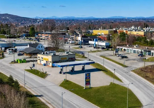 Propriété commerciale à vendre - 1133-1135 13e Avenue N., Sherbrooke, J1E 3P1