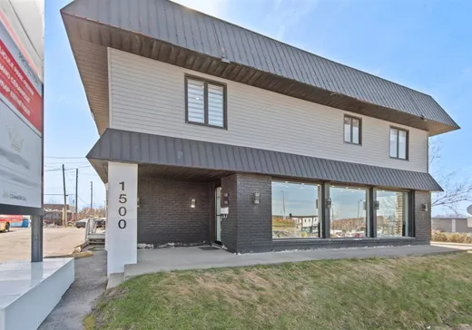 Propriété commerciale à vendre - 1500-1504 Boul. des Laurentides, Laval (Vimont), H7M 2N7