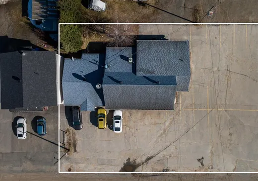 Propriété commerciale à vendre - 390-392 Route 153, Herouxville, G0X 3H0