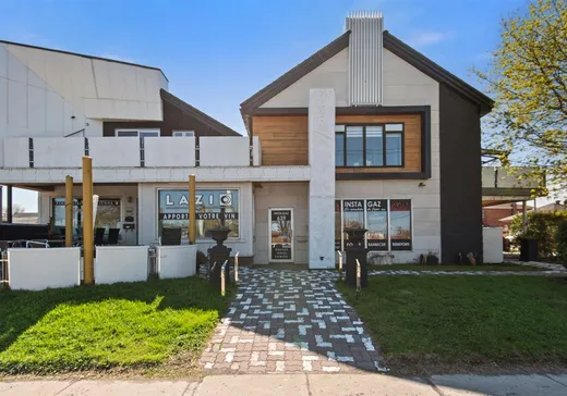 Propriété commerciale à vendre - 633-639 Boul. Taschereau, La Prairie, J5R1V5