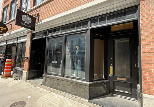 Propriété commerciale à vendre - 1060-1070 Rue St-Jean, Ville de Québec, G1R 1S1