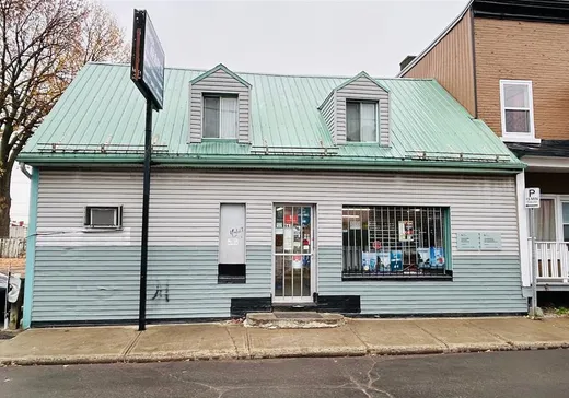 Propriété commerciale à vendre - 647 Rue Radisson, Trois-Rivières, G9A0C0