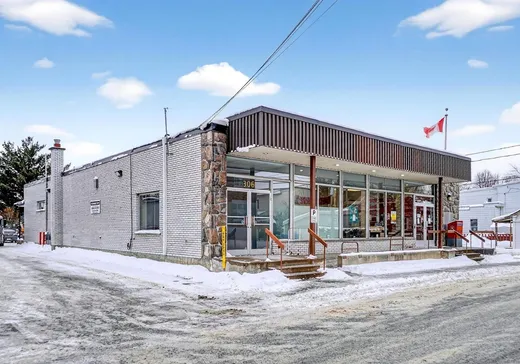 Commercial Property for Sale - 306 Rue St-Pierre, L'Assomption, J5W 1A0