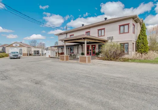 Commercial Property for Sale - 37-39 Boul. Arthabaska E., Victoriaville, G6T 0S6