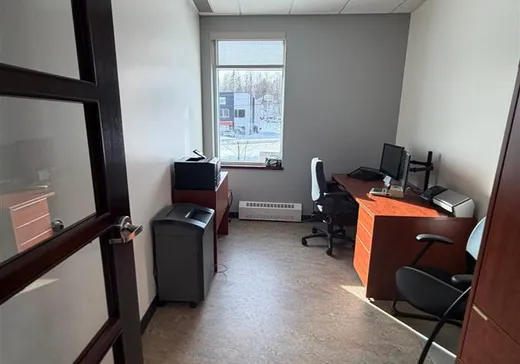 Bâtiment Industriel à vendre - 720 Rue Longpré, Sherbrooke, J1G 4L3