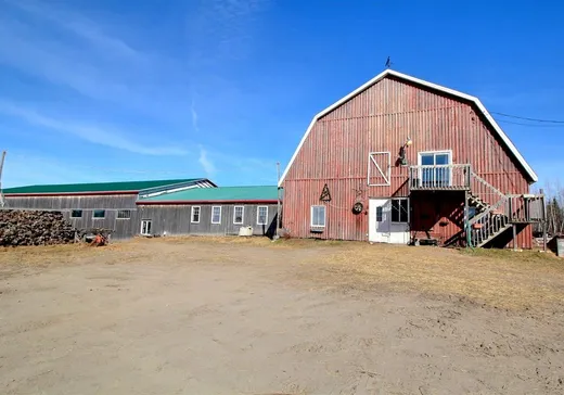 Propriété commerciale à vendre - 300Z Route Pronovost, Normandin, G8M 3R6