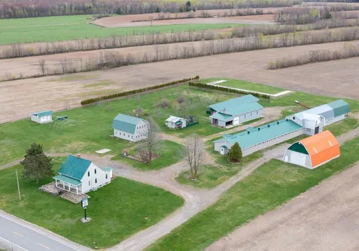 Ferme à vendre - 252 6e Rang, st-rosaire, G0Z1K0