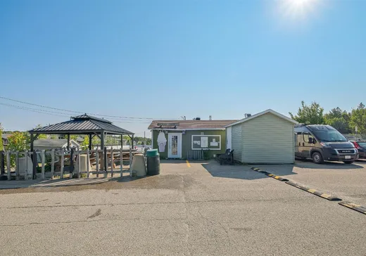 Propriété commerciale à vendre - 472 Rue Thibault, Sherbrooke, J1H 4G7